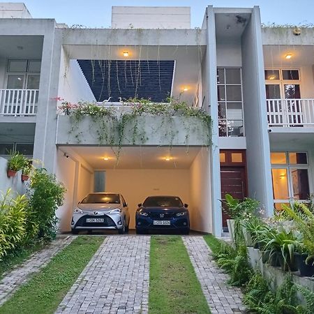 Oesis - Stylish Villa Steps From Historic Galle Fort 外观 照片