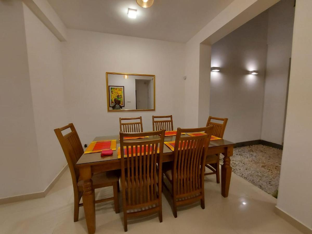 Oesis - Stylish Villa Steps From Historic Galle Fort 外观 照片