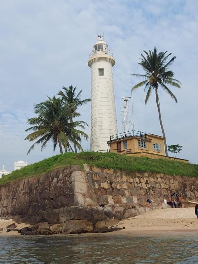Oesis - Stylish Villa Steps From Historic Galle Fort 外观 照片