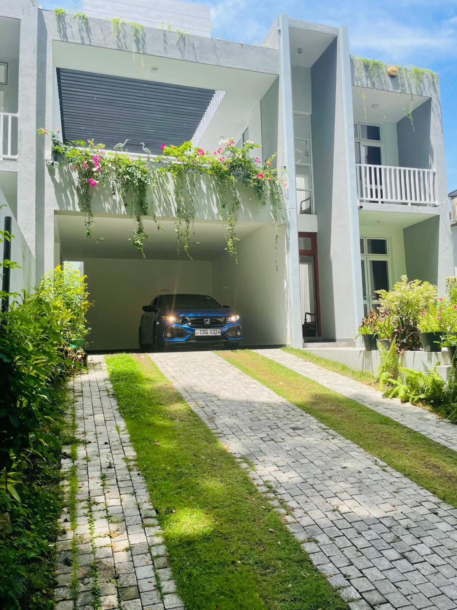 Oesis - Stylish Villa Steps From Historic Galle Fort 外观 照片